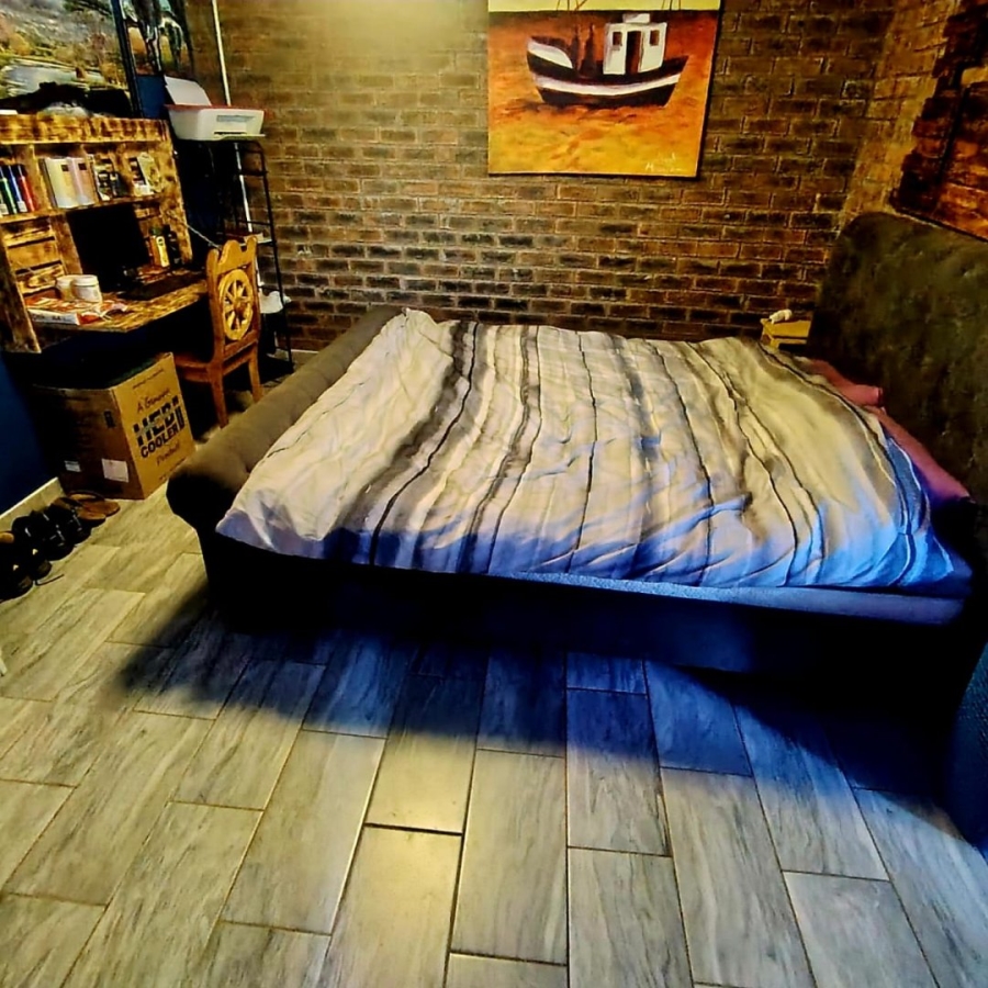 6 Bedroom Property for Sale in Highgate Eastern Cape